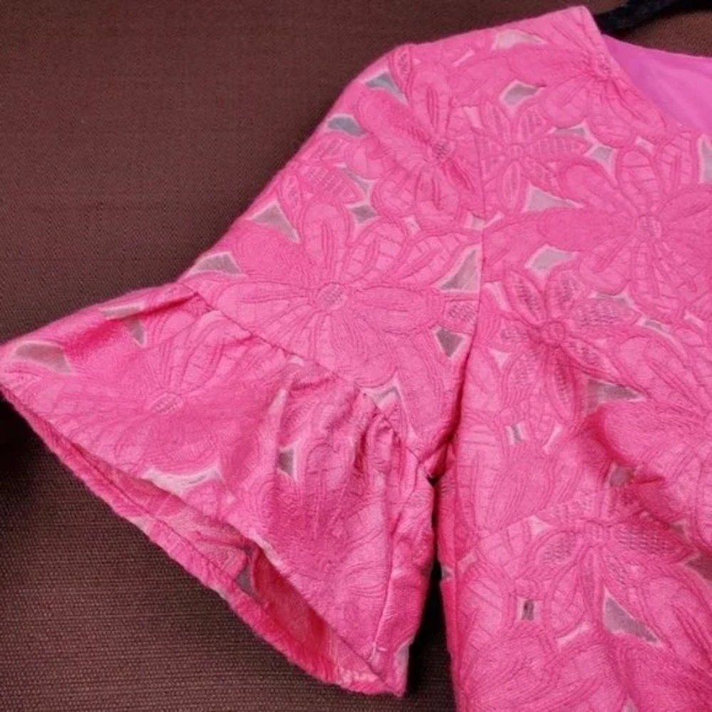 NWOT Trina Turk Short Ruffled Sleeve Pink Floral Embroidered Shift Dress Size 8 - Picture 3 of 4